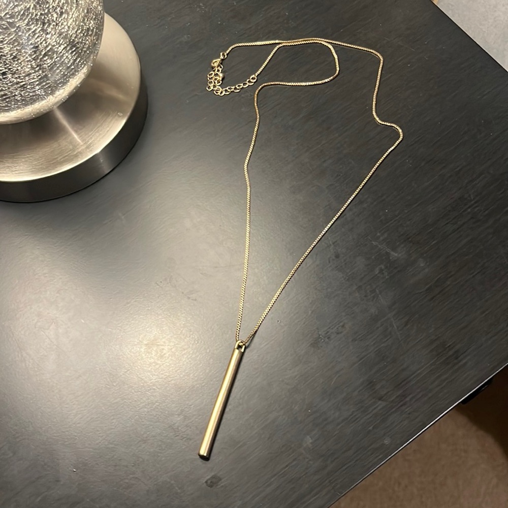 Gold vertical bar necklace